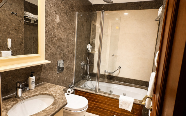 GLK PREMIER Sea Mansion Suites & Spa