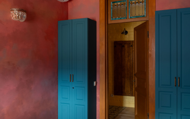 Апартаменты с петербургской атмосферой около метро Петроградская