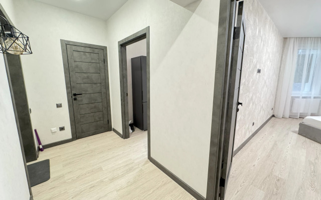 V Tsentre Goroda A2 Apart Flat