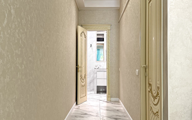 Mozhzhevelnik Flat