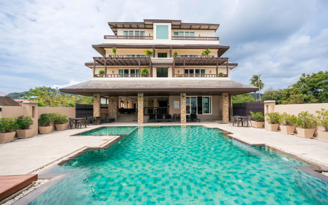 Отель Ratana Hotel Chalong