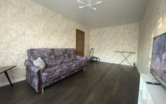 Квартира 2-х комнатная на улице Тимме 8