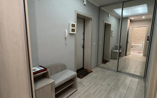 V Novom Rayone Vostok Flat