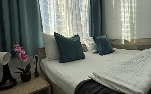 Samolet Guest House