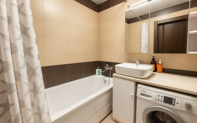 Квартира Уютная 2-комнатная квартира на Революционной 101Б