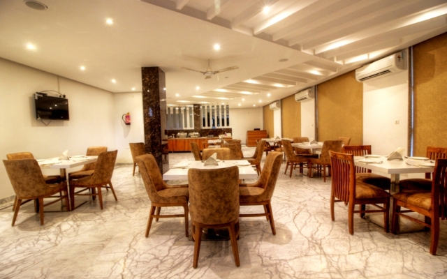 Almati Inn At Delhi Airport Hotel