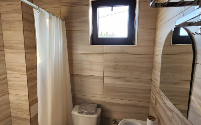 Liana Guesthouse