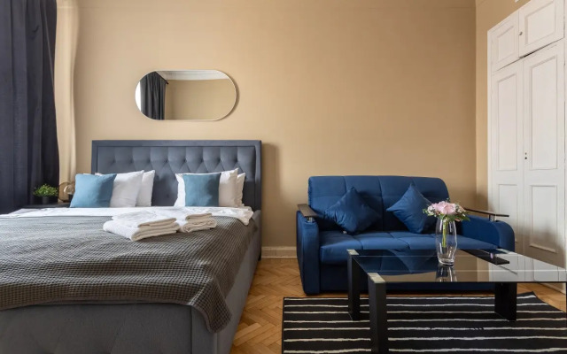 Apartments Uluchshennye S Balkonom