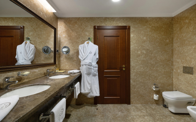 President Hotel