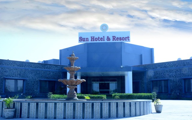 Отель Sun Hotel and Resort