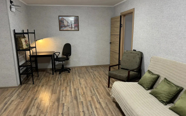 Uyutnaya Kvartirka U Naberezhnoy Apartments