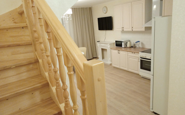 Dvukhurovnevye na prospekte Lenina Apartments