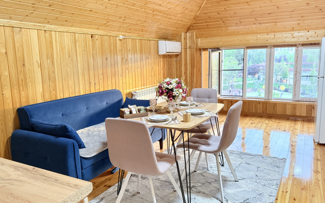 Апартаменты Blissfulhome с видом на горы