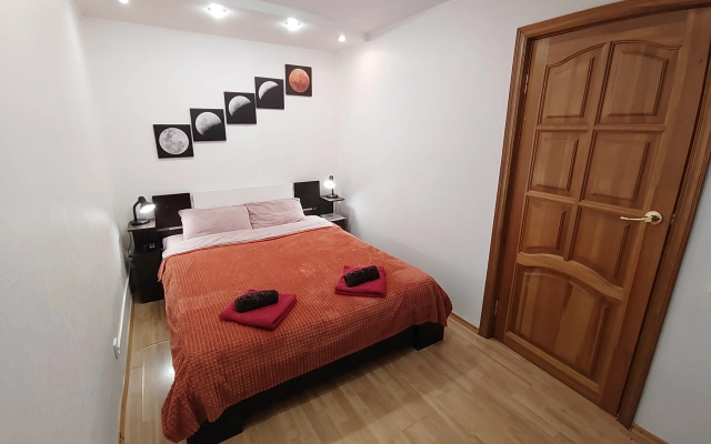 Квартира Двухкомнатная на Площади Пять Углов