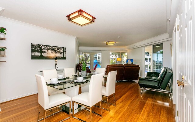 Upscale In Surfers Paradise Apartments