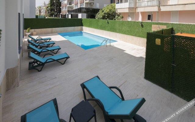 Pure Blanche Lara Hotel