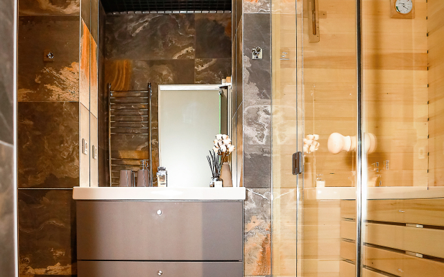 New Luxury apartments with a sauna in the city center