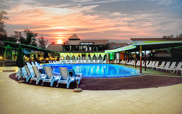Eko Park Hotel
