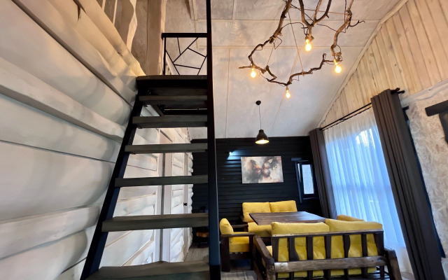 Dom V Lesu Bobrovy Khutor Guest house