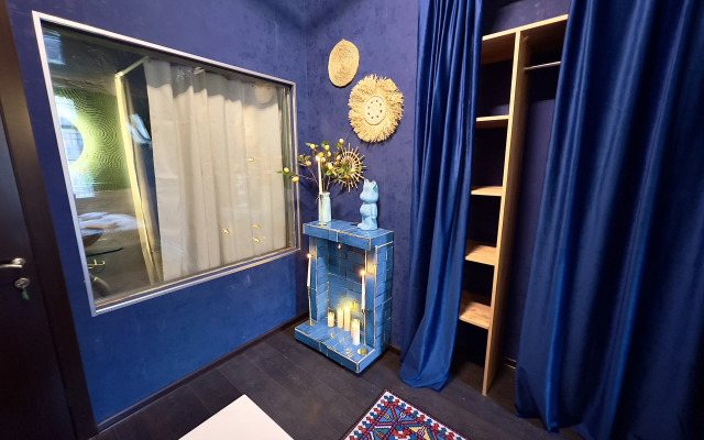 Апартаменты с видом на Невский