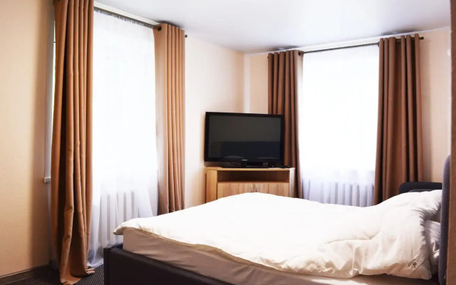 Гостевой дом База отдыха Аэропорт