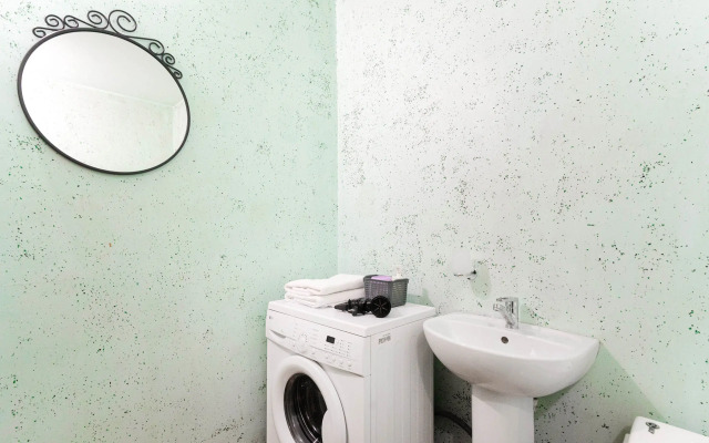 Prostornaya Kvartira S Dzhakuzi Flat