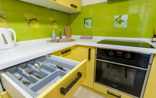 Апартаменты Чистый Взгляд на Взлетной 7д возле Больницы