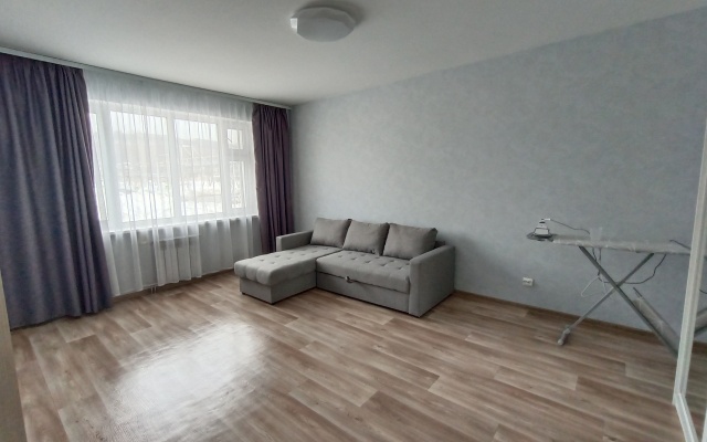 Квартира Двухкомнатная на улице Крайняя/ проспекте Мира