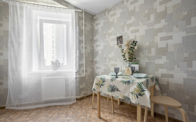 Апартаменты Изумруд на Холсте