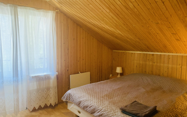 V Karelii U Reki N2 Guest house