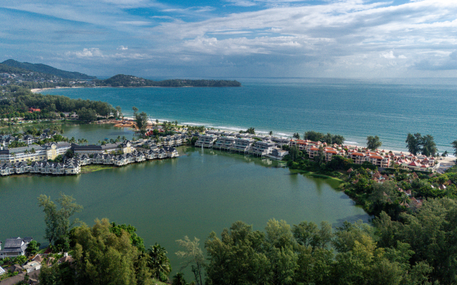Prekrasnye Apartamenty s Basseynom v Laguna Phuket