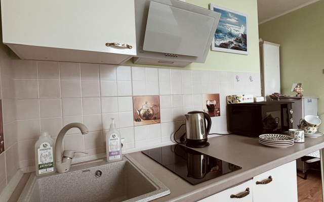 Na Tsvetochnoy 44/3 Apartments