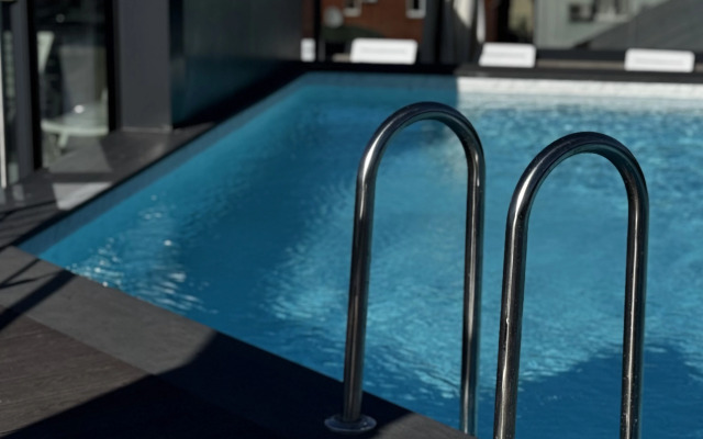 Апартаменты на Светлой 18 (207)