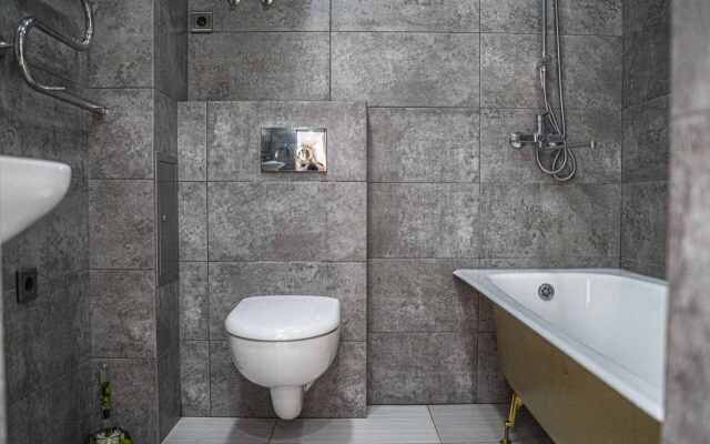 Zeyskaya 220 flat