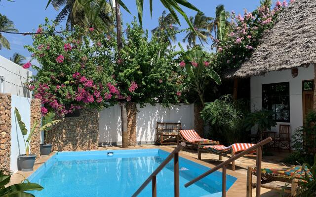 Lulu Bungalows Apartment Hotel