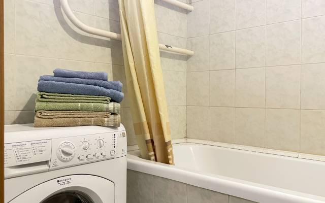 Dvukhkomnatnaya Ryadom S Ekspotsentrom Flat