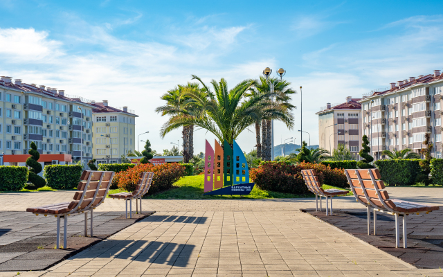 Barkhatnyye Sezony Sportivnyy kvartal Hotel