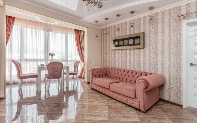 Per. Bogdana Khmelnitskogo 10 Flat