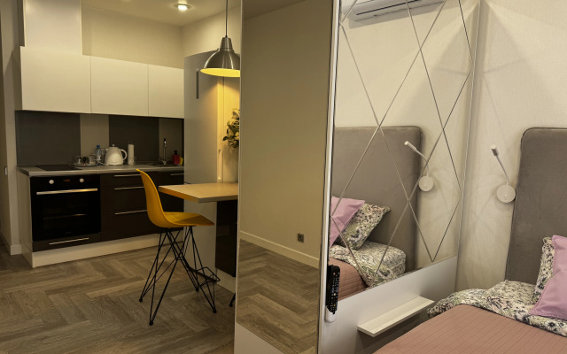 Квартира Уютная студия Аникина 16