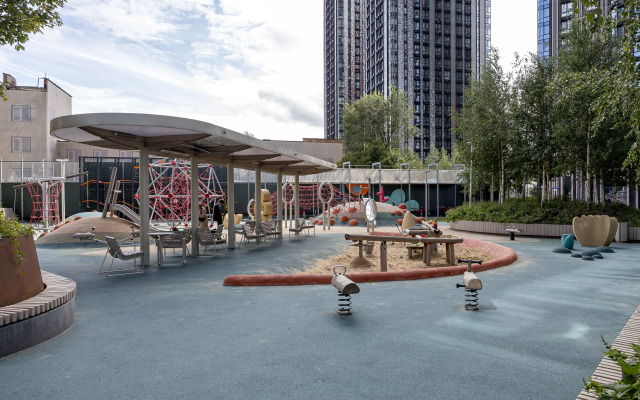 Апартаменты с видом на город в ЖК Метрополия