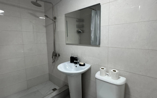 Dvukhkomnatnaya Dlya Bolshoy Semyi Flat