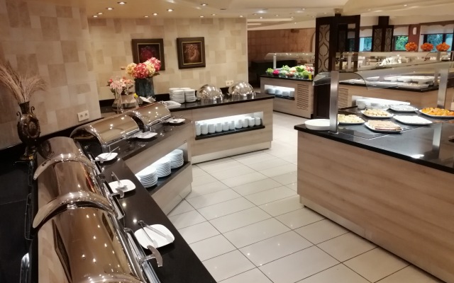 IRIS Hotel&Spa