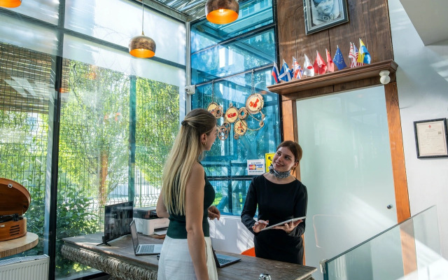 Discovery Hotel