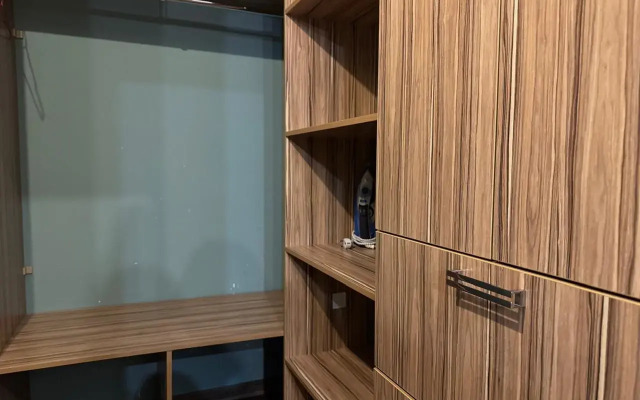 Apartamenty Avrora na Mikhalitsyna 1. 10 etazh