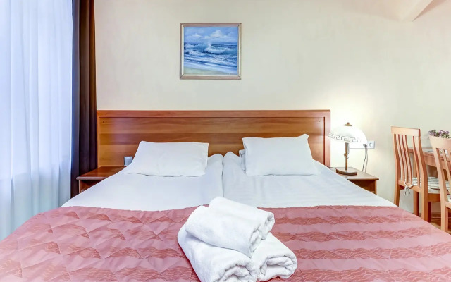 Апартаменты для 4 гостей Александрия на Спасском 6