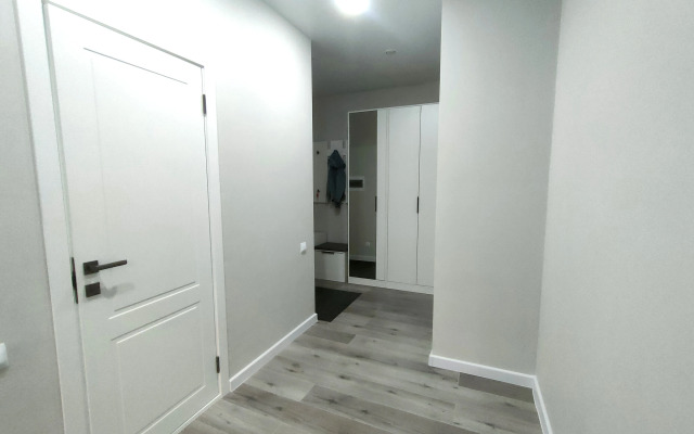 Апартаменты видовые двухкомнатные у метро на 24 этаже