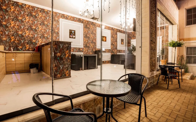 Yana Guest House