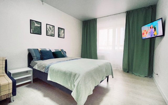 Bolshaya dvukhkomnatnaya s domashnim kinoteatrom Flat