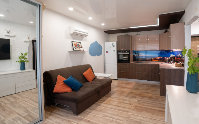 Odnokomnatnaya kvartira s detskoy Flat