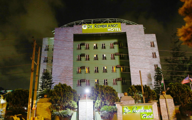 Отель De Rembrandt Suites